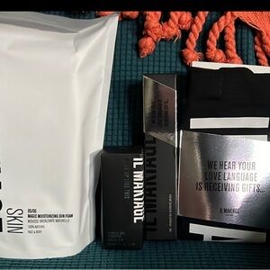 IL Makiage 85/66 Magic Moisturizing Sun Foam - Woke Up Like This 040